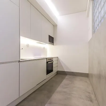 In Cais Do Sodre * リスボン