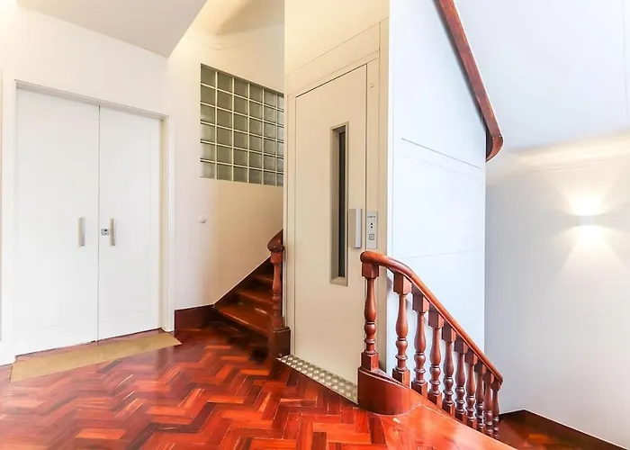 In Cais Do Sodre Lisboa